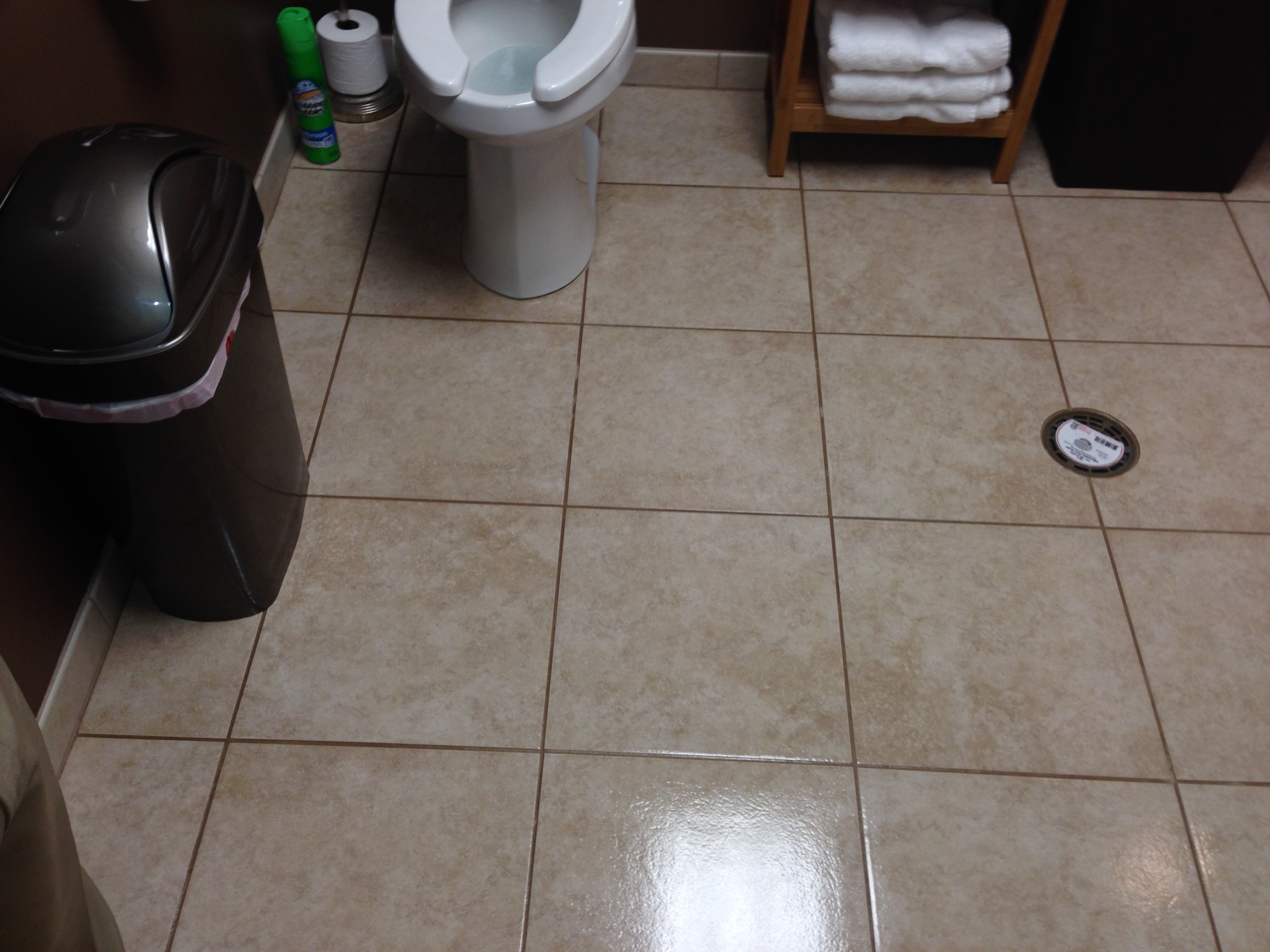 Body Dynamics fitness center ceramic tile wall coated with SX Gloss